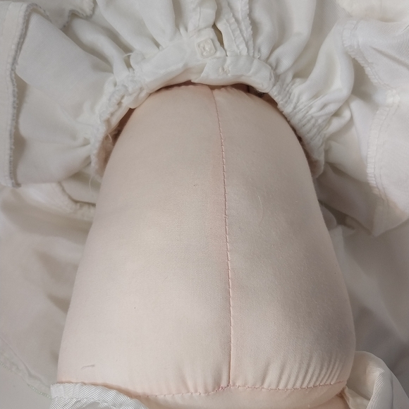 Rare HTF Precious Moments Baby Doll - Picture 6 of 7